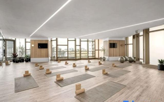Next to Ritz: Melbourne CBD L51 1B with Pool&Gym