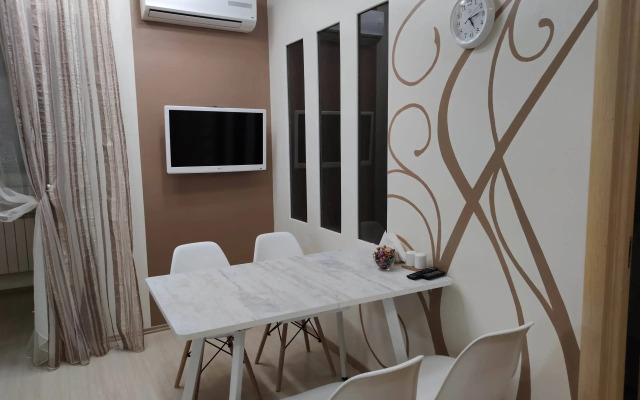 Light House Рябиновая 13Б