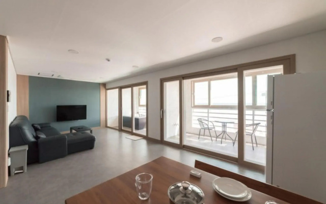 Pohang Beach63 Spa Pension