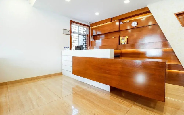 Oyo 28076 Samrudhi Residency