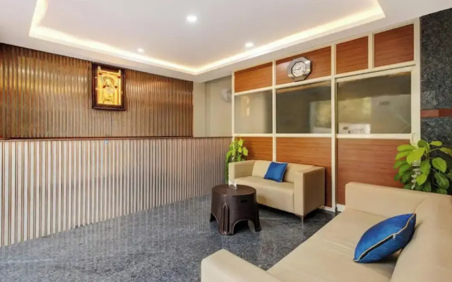 Hotel Royal Garuda Palace