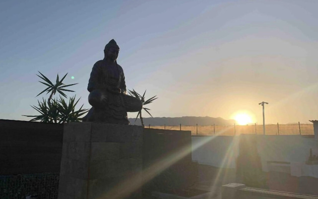 Valtisya House Pool & Airport