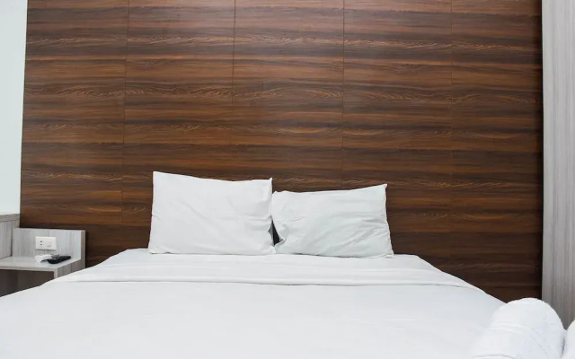 Cozy Living Studio Patraland Urbano Apartment Near Bekasi Station