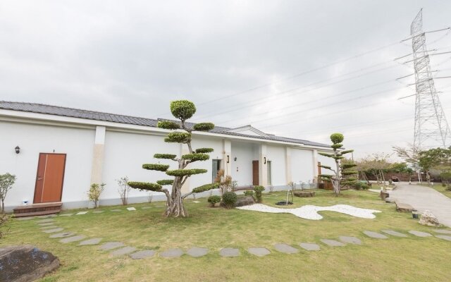 Dive Inn 633