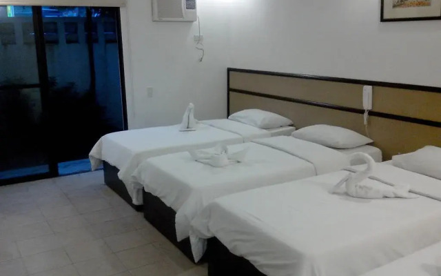 Tagaytay Haven Hotel Mendez