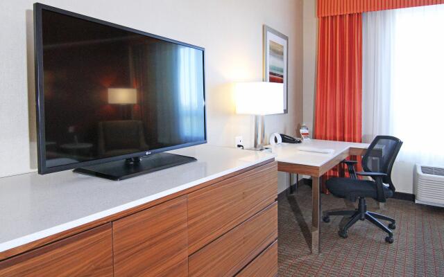 Holiday Inn Express & Suites Calgary NW - University Area by IHG