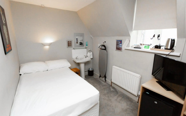Corner House Hotel