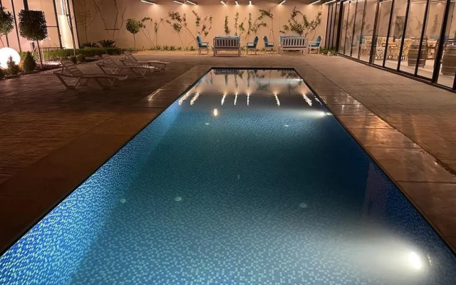 Delilah Hotel