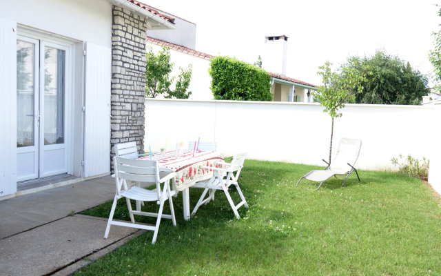 Holiday Home La Roquille