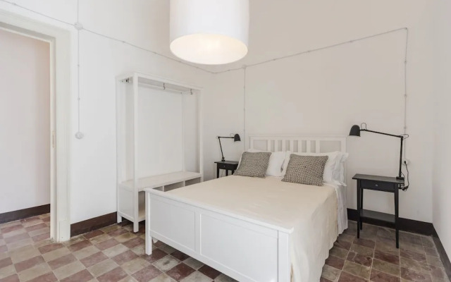 Urban Garden Apartment