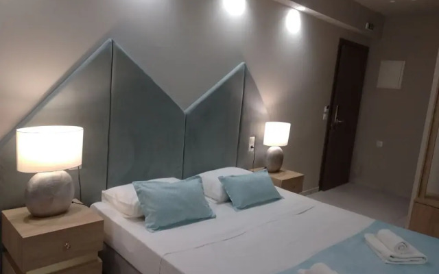 Oro Skiathos