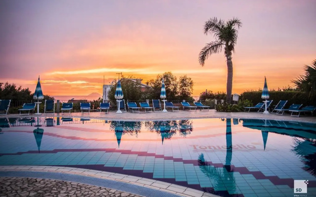 TONICELLO Hotel Resort & SPA