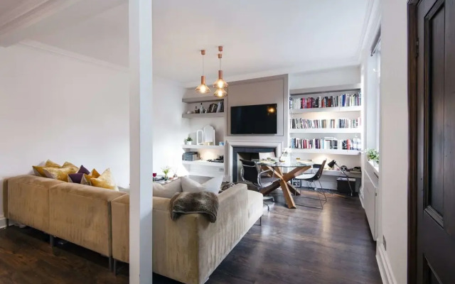 The Chelsea Harrington Apartment - KK