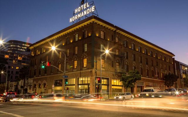hotelImage