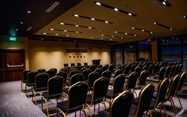 Premium Park Hotel