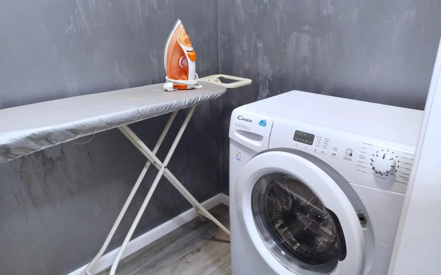 Origami на улице Генерала Буткова 20