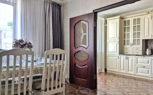 Апартаменты на улице Комарова 23