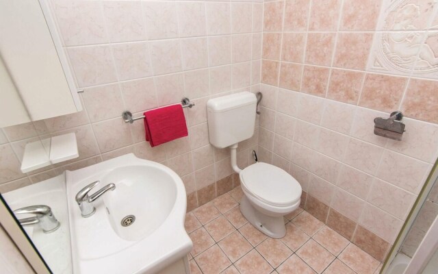 Nice Home in Pakostane With 5 Bedrooms, Wifi and Outdoor Swimming Pool