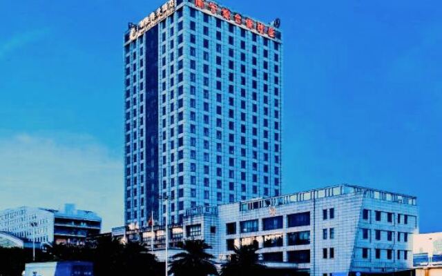 New Cozy Harbour Hotel