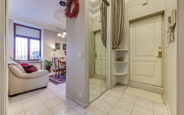 Апартаменты на Малой Конюшенной