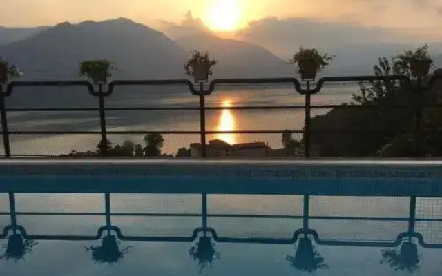 Al Castello Vino B&B
