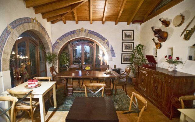 Melinas Boutique Hotel