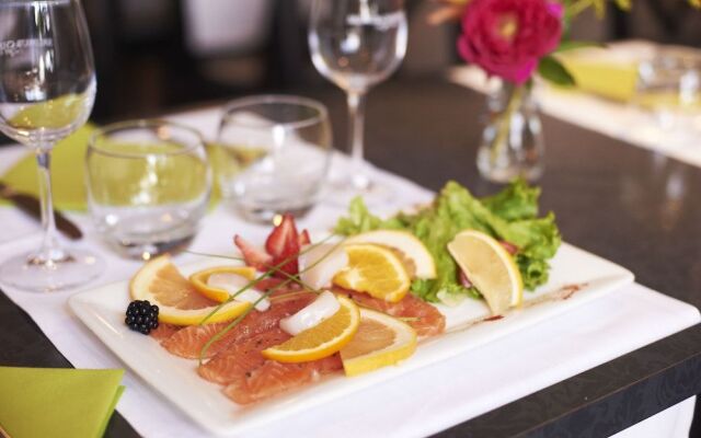 Cristal Hotel Restaurant