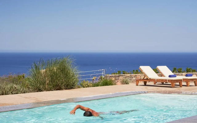 Breathtaking Views 4 Bedroom Villa