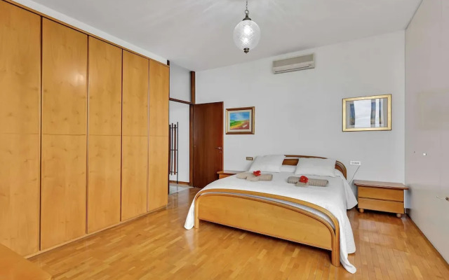 Alessia's Flat - Sesto