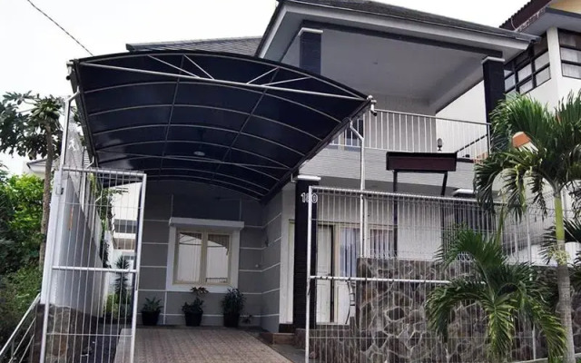 Villa Green Apple Batu