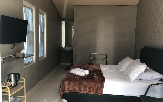 Bromo Camp House