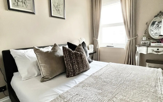 Devon House Guest House