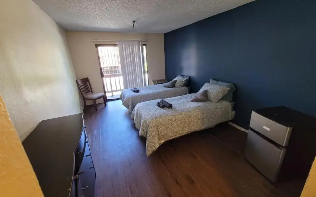 (A04) Simple Budget Private Studio Unit
