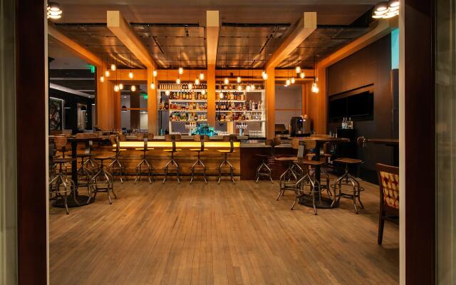 Hotel Indigo Savannah Historic District by IHG