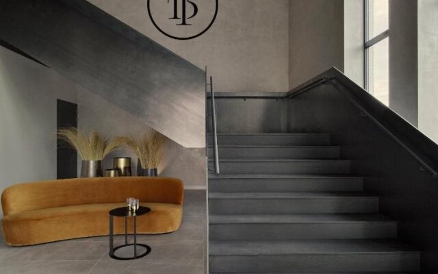 Hotel de Blanke Top