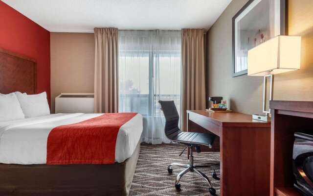 Comfort Inn Oshawa