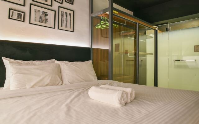 Three28 Tun Razak by Widebed