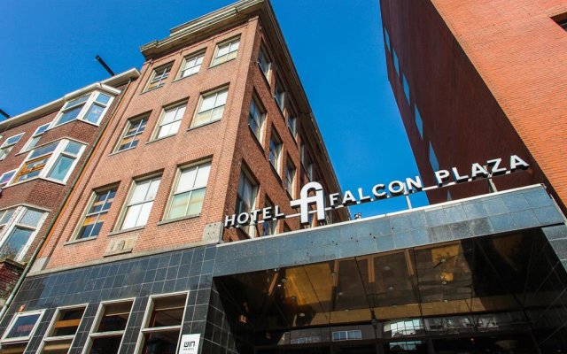Hotel Falcon Plaza Centre