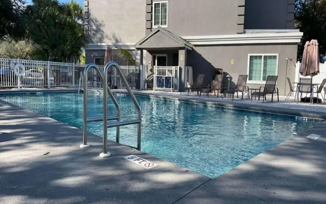 SureStay Plus Hotel by Best Western Vero Beach