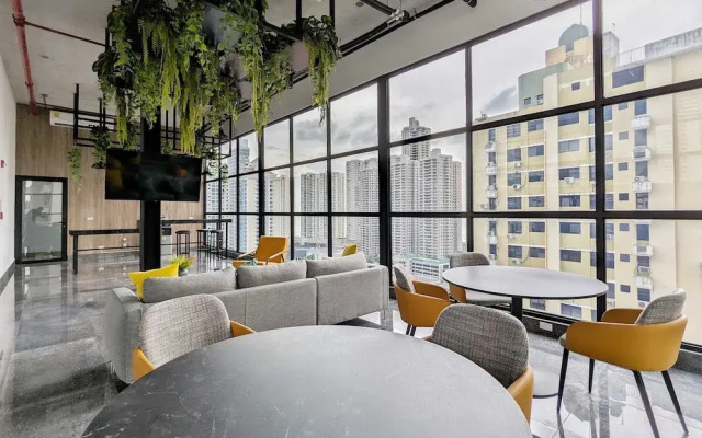 w Bright 1BR w Private Balcony in San Francisco