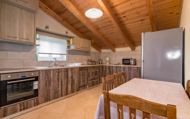 Mitros Apartment