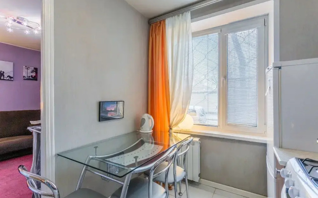 Апартаменты, Волков переулок