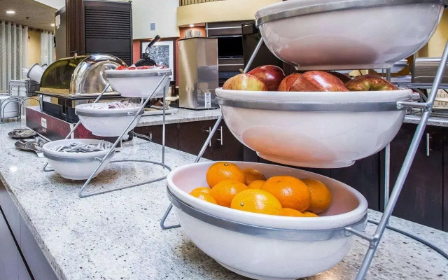 Comfort Suites Anderson-Clemson