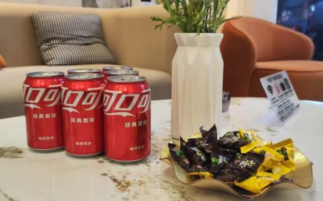 Anman Hotel (Fengcheng Railway Station Hengfeng Plaza)