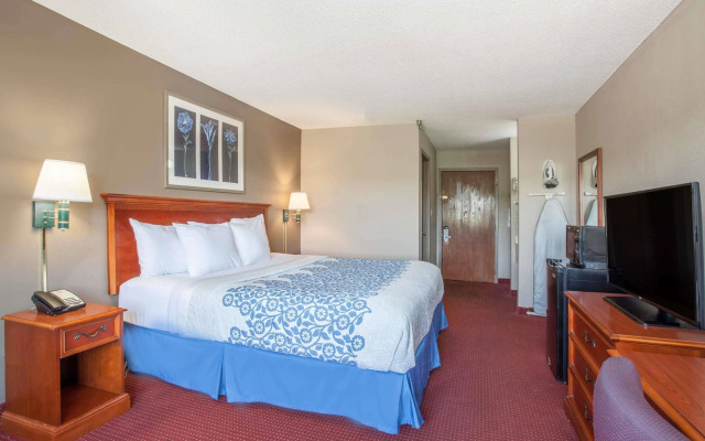 Red Roof Inn Martinsburg