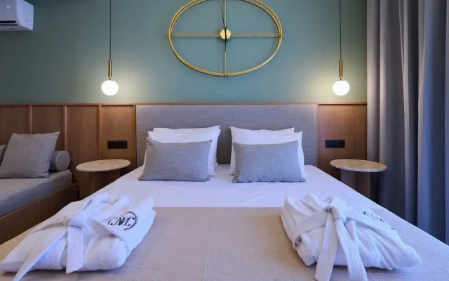 Monarco Executive Rooms