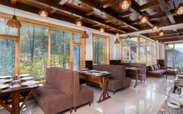 Treebo M R Villa