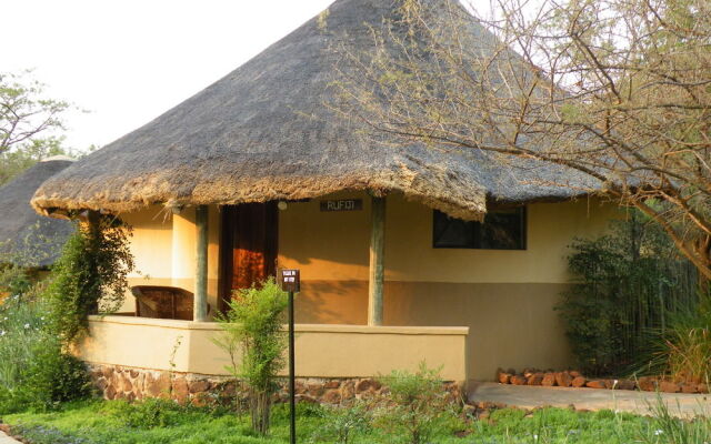 Kwena Chalets