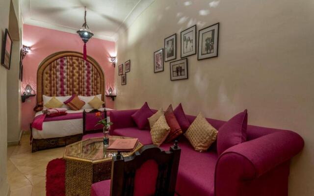 Room in BB - Riad Anabel - Rose Suite