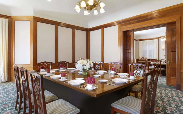 Hayes Mansion, San Jose - Curio Collection by Hilton